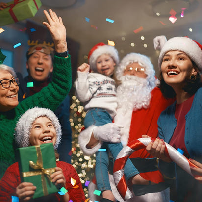 Luxurious Velvet Santa Hat™